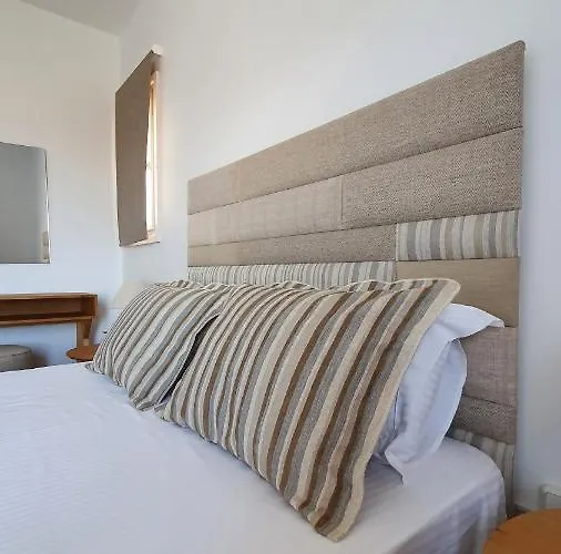 Sarakiniko 招待所 阿达玛斯