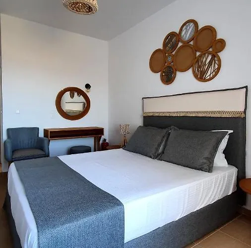 招待所 Sarakiniko 2*