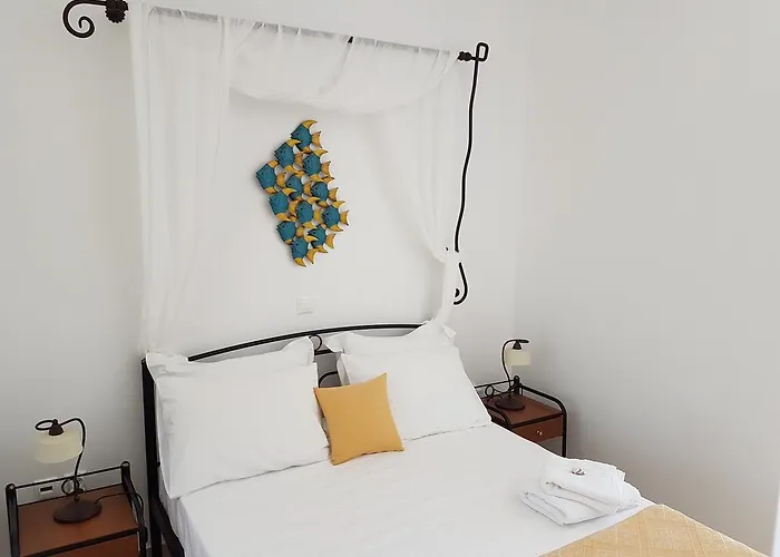 招待所 Sarakiniko 阿达玛斯