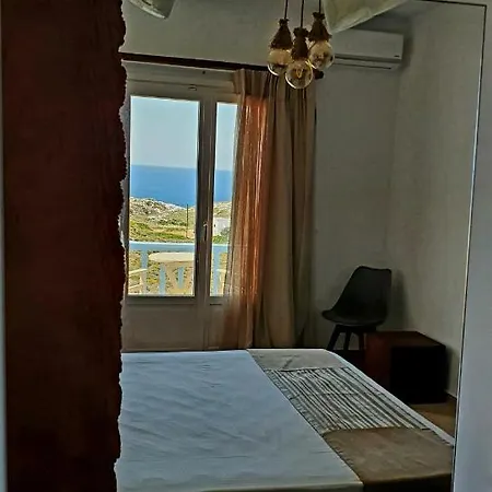 בית הארחה Sarakiniko