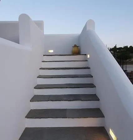 Sarakiniko בית הארחה 2*