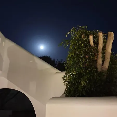 Sarakiniko 2* אדאמאס