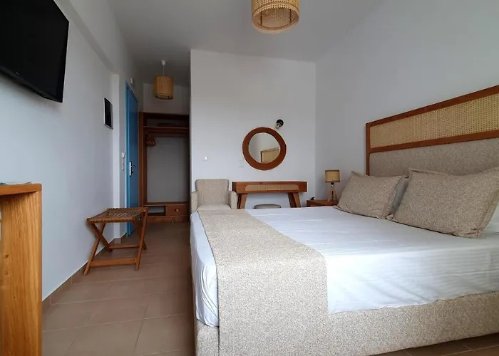 Sarakiniko بيت ضيافة 2*