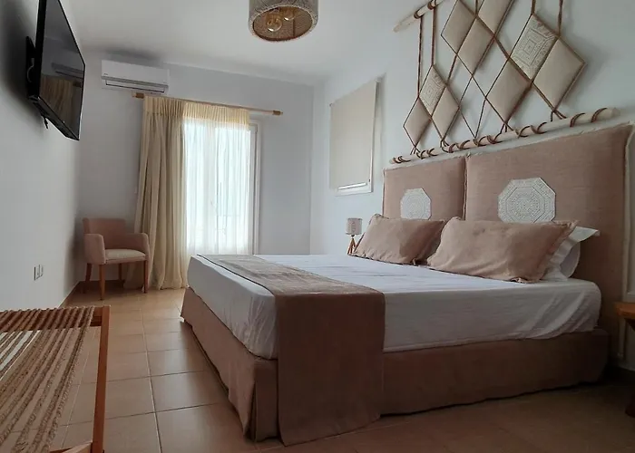 بيت ضيافة Sarakiniko آداماس