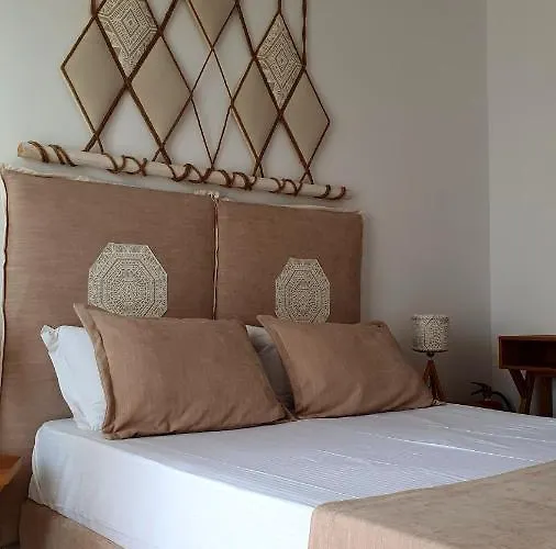 Sarakiniko بيت ضيافة