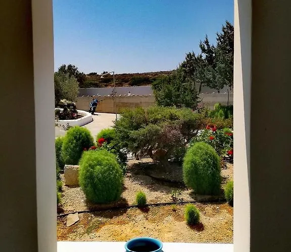 بيت ضيافة Sarakiniko آداماس