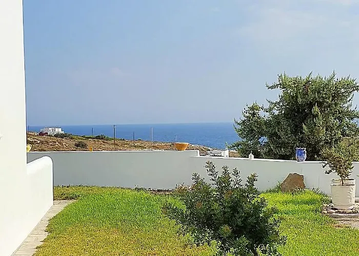 Sarakiniko بيت ضيافة 2*