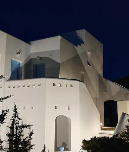 Sarakiniko 2* آداماس